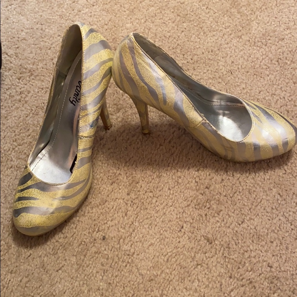 Yellow zebra heels